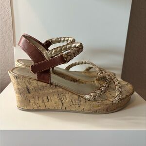 Arizona Jean Company Brown and Tan Wedge Sandals
